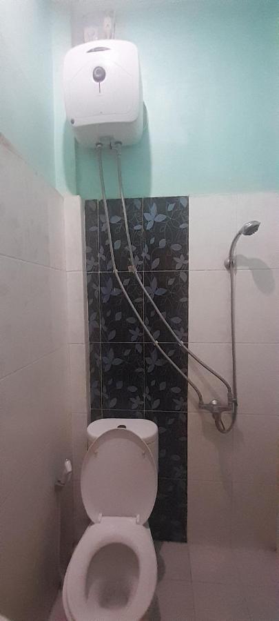 Oyo 931012 Tamara Homestay Syariah Medan Bagian luar foto